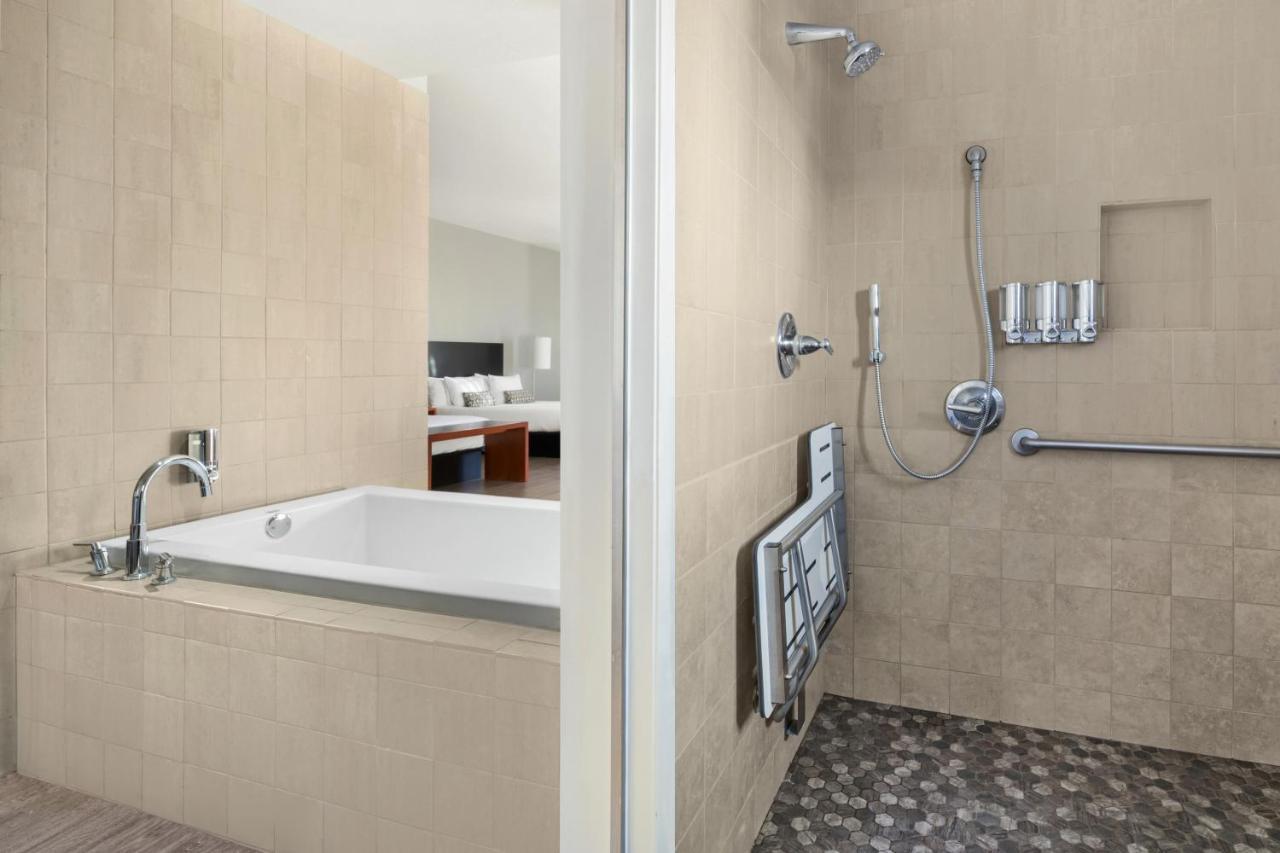 Casa 425 + Lounge, A Four Sisters Hotel Claremont