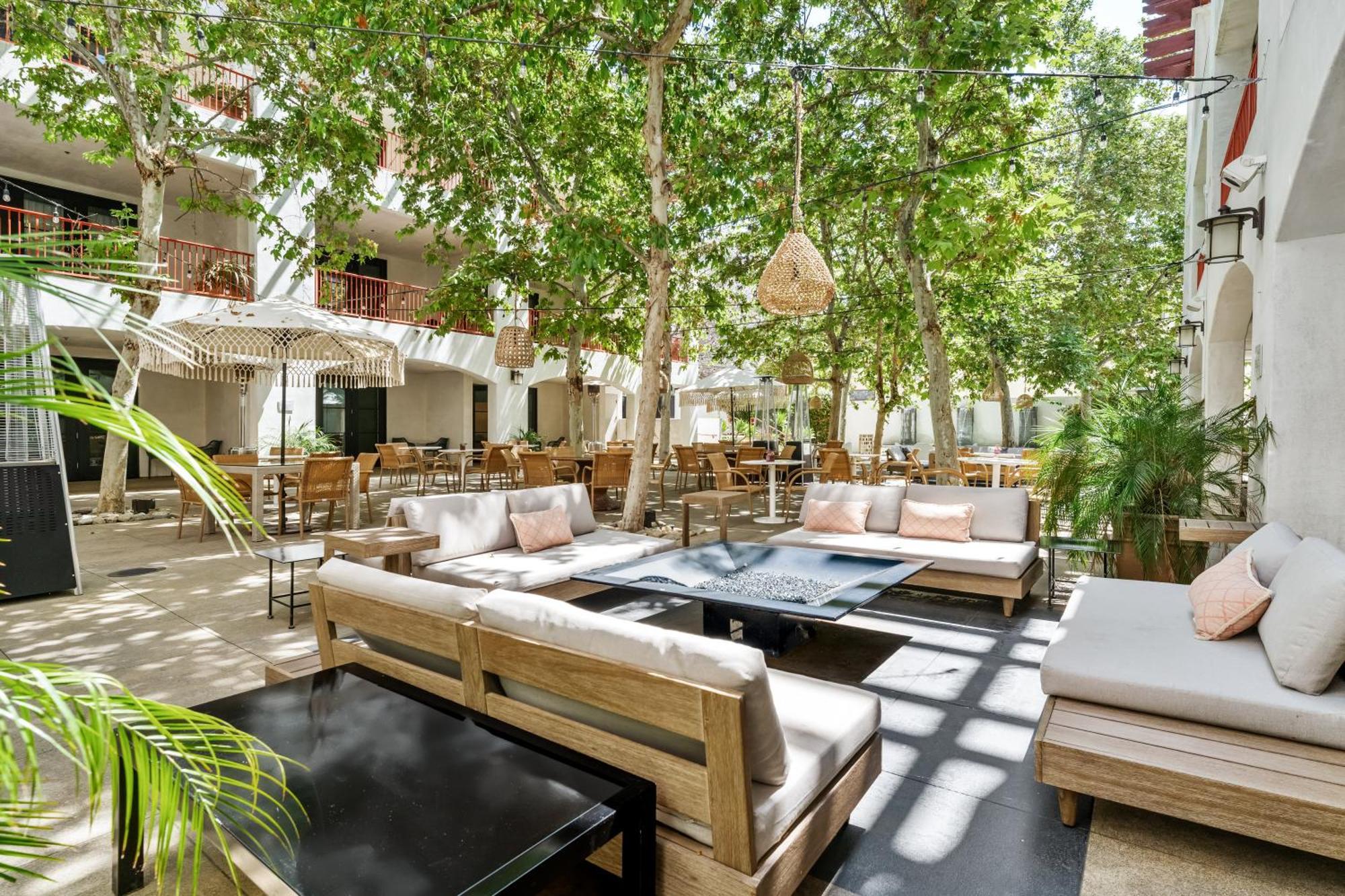 Hotel Casa 425 + Lounge, A Four Sisters Claremont