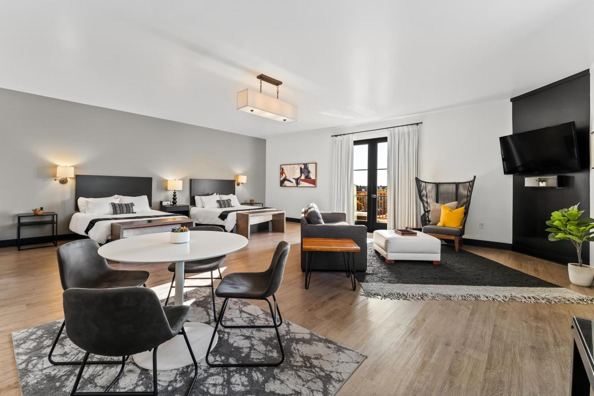Casa 425 + Lounge, A Four Sisters Hotel Claremont